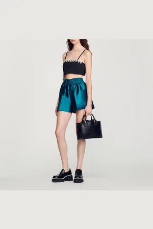 Sandro Weite Shorts aus Satin