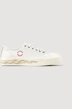 Sandro Sneaker aus Leder mit Flammensohle