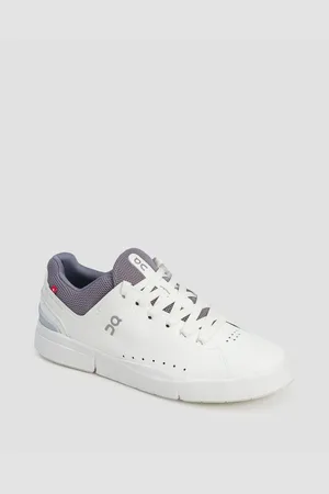 On Running The Roger Advantage Damen-sneaker In Und Violett