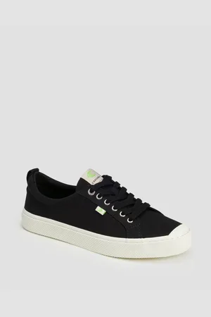 CARIUMA Oca Low Black Canvas Herren-sneaker