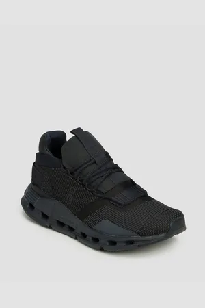 On Running Cloudnova Woman Schuhe