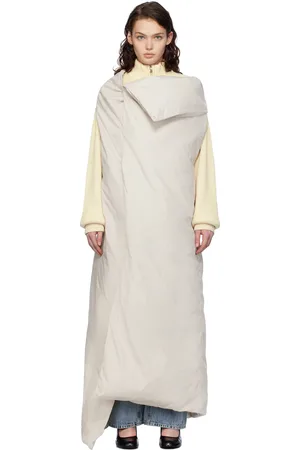AMOMENTO Off-White Bedding Sleeveless Long Down Coat