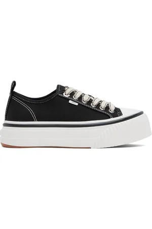 Ami Black Low Top Ami 1980 Sneakers