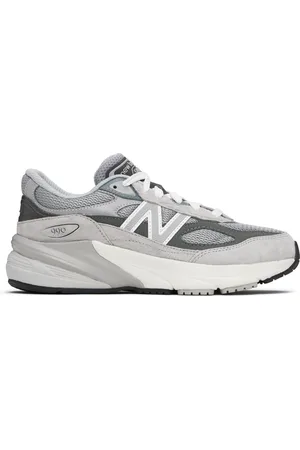 New Balance Big Kids Gray & Silver FuelCell 990v6 Sneakers