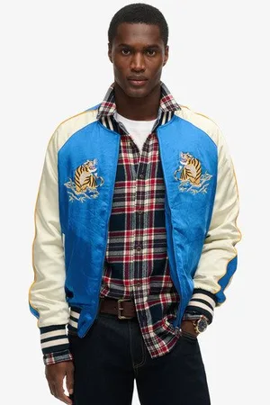 Superdry Herren Blau und Creme Bestickte Sukajan Bomberjacke Farbblock, Größe: M