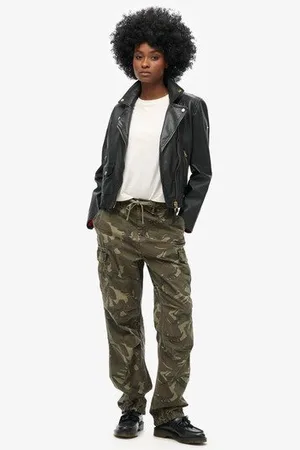 Superdry Damen Para Cargohose mit Niedriger Leibhöhe Bedruckt, Größe: 30/30