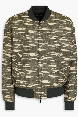 Emporio Armani Bomberjacke aus glänzendem Jacquard mit Camouflage-Print - Grün - IT 46