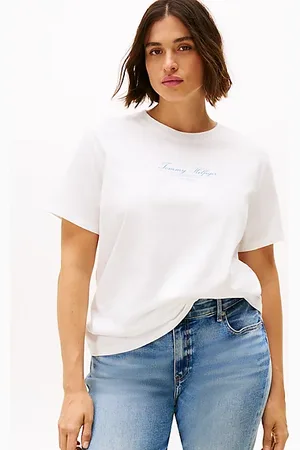Tommy Hilfiger Curve T-Shirt mit Rundhalsausschnitt und Logo