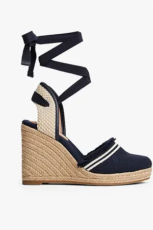 Tommy Hilfiger Canvas-Espadrille mit Keilabsatz und Fransen