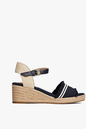 Tommy Hilfiger Canvas-Sandale mit Keilabsatz und Fransen