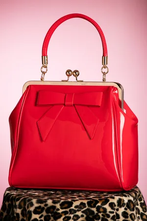 Banned Retro Amerikanische Vintage Lacktasche in