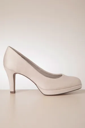 Tamaris Bernice Pumps in Ecru.