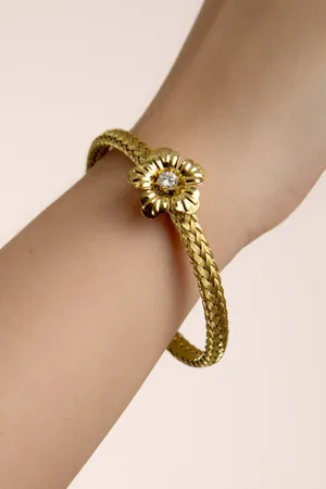 Day&Eve by Go Dutch Label Flower Armband in .