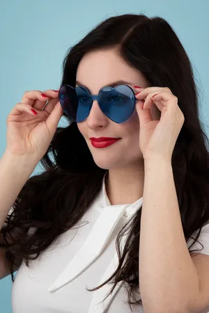 Lola Ramona Heart Sonnenbrille in