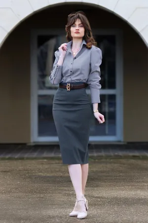 Vintage Chic Loreen Bengaline Etuirock in Denim