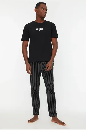 Trendyol Schwarzes Bedrucktes Strick-pyjama-set Mit Normaler Passform für Herren - S