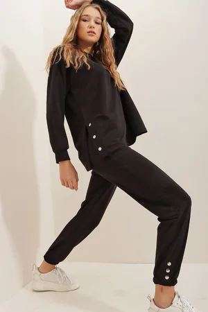 Trend Alacati stili Schwarzes Trainingsanzug-set Mit Rundhalsausschnitt Und Seitlichen Knöpfen für Damen - S