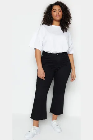 Trendyol Nicht Verblassende Schwarze High Waist Comfort Short Culotte Fit Jeans für Damen - 42