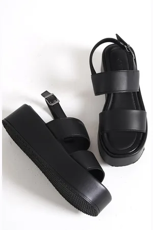 Capone Outfitters Capone Dicke, Doppelt Geschnürte Keilabsatz-sandalen In für Damen - 39