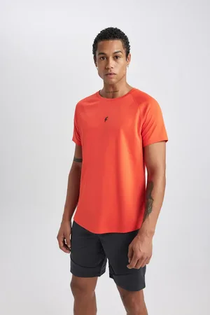 DeFacto Bedrucktes Slim-fit-sport-t-shirt Mit Rundhalsausschnitt – Kurze Ärmel V2887az24sp für Herren - M