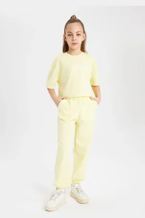 DeFacto 2-teiliges Set Für Mädchen, Bedrucktes Kurzarm-t-shirt, Jogginghose B6786a824sm für Damen - 5–6 Jahre