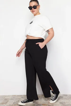 Trendyol Schwarze, Dünne Strick-jogginghose In Übergröße Mit Schlitzdetail für Damen - 3XL
