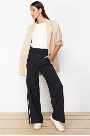 Trendyol Schwarze Jogginghose Aus Gewebtem Stoff Mit Weitem Bein Und Reißverschlussdetail Am Bein für Damen - 38