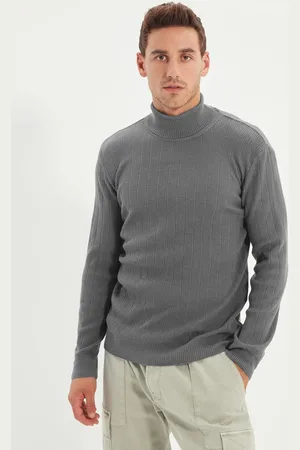 Trendyol Grauer Rollkragenpullover Mit Regulärer Passform für Herren - M