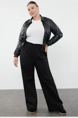 Trendyol Flexible Elastische 100 % Baumwolle Schwarze Gewebte Hose In Übergröße Gabardine Tbbaw25ar00006 für Damen - 42