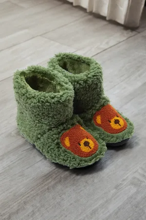 Trendyol Grüne, Mit Plüsch Bestickte Hausschuhe Für Jungen – für Herren - 32