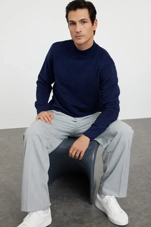 Trendyol Marineblauer, Schmal Geschnittener Strickpullover Mit Halbem Rollkragen für Herren - M