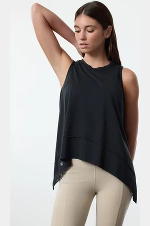 Trendyol Schwarzes Micro-yoga-sportoberteil Mit Reflektordruck – für Damen - M