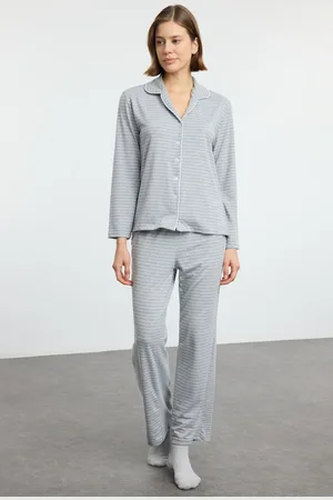 Trendyol Viskose-pyjama-set Mit Grauen Melange-streifen Und Knöpfen – Paspelierung, Weich für Damen - S