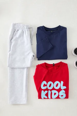 Trendyol Marineblau-rotes 3-teiliges Bedrucktes Strickset Für Jungen – für Herren - 9–10 Jahre