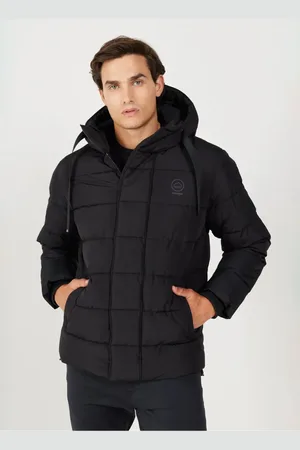 Wrangler Schwarzer Mantel W 232282001 Pufferjacke für Herren - XL