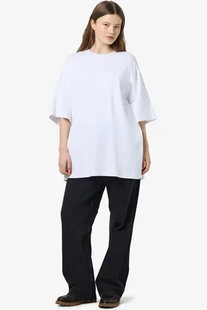 Noisy May Helles Weißes Kleid Und Mädchen - M