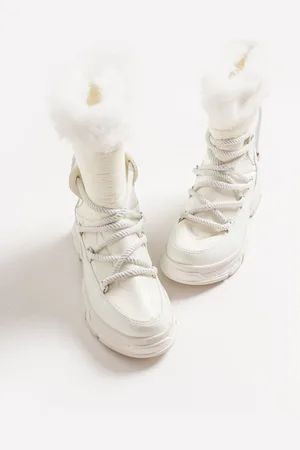 LuviShoes 23 Weiße Stiefel für Damen - 39