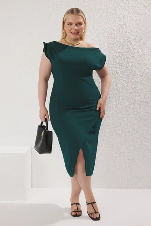 Trendyol Smaragdgrünes, Asymmetrisches, Gewebtes Midi-kleid Mit Schlitz In Übergröße für Damen - 50