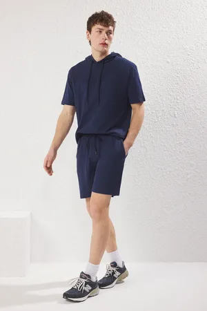 Trendyol Marineblaues Kapuzen-sweatshirt- Und Shorts-trainingsanzug-set – Kabaran-print, Kurze Ärmel für Herren - 2XL