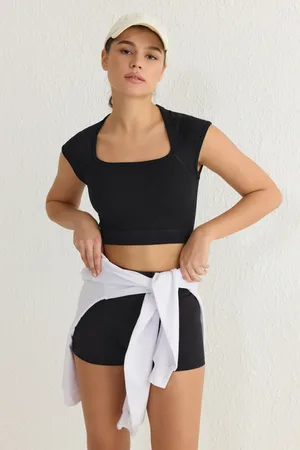 Trendyol Schwarze Nahtlose/nahtlose Crop-strick-sportbluse Mit Quadratischem Ausschnitt für Damen - M/L