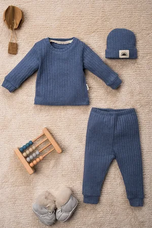 Trendyol Indigo Baby Boy Plain 3-teiliges Gestricktes Oberteil-unterteil-set für Damen - 18–24 Monate