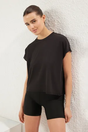Trendyol Schwarzes Micro-stoff-sport-strick-t-shirt für Damen - M