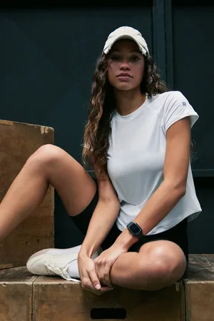 Trendyol Weißes, Detailliertes Gestricktes Sport-t-shirt Mit Reflektordruck für Damen - S