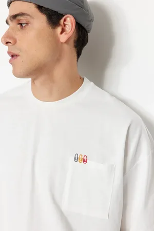 Trendyol Übergroßes/breit Geschnittenes, Farbenfrohes, Besticktes T-shirt Aus 100 % Baumwolle Mit Bestickter Tasche für Herren - L