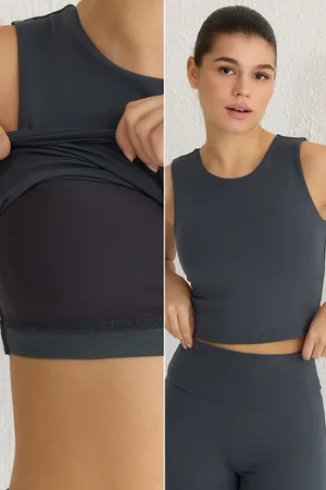 Trendyol Anthrazitfarbene 2-lagige Sport-bh-pad-bluse Aus Weichem Stoff – für Damen - S
