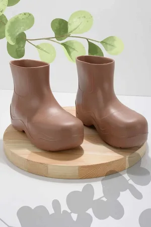 Disney Hautfarbene Pvc-stiefel Und Booties 23 für Damen - 36