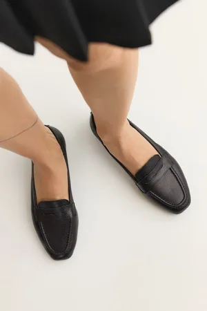 Trendyol Loafers für Damen - 36