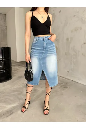BİKELİFE Asymmetrisch Geschnittener Jeansrock Mit Schlitz In Midilänge Aus Denim für Damen - 38