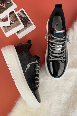 Disney Schwarzer Sneaker Aus Geknittertem Lackleder K 01345016008 für Damen - 36