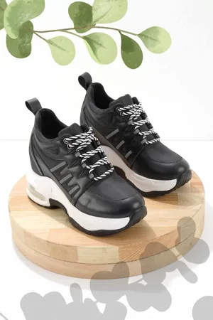 Disney Mattschwarzer Parachute Sneaker K 01313001709 für Damen - 40